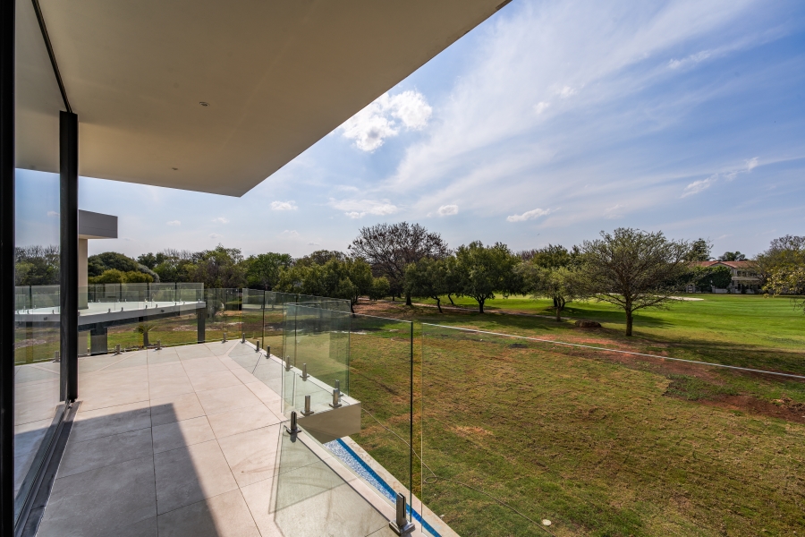 7 Bedroom Property for Sale in Woodhill Estate Gauteng
