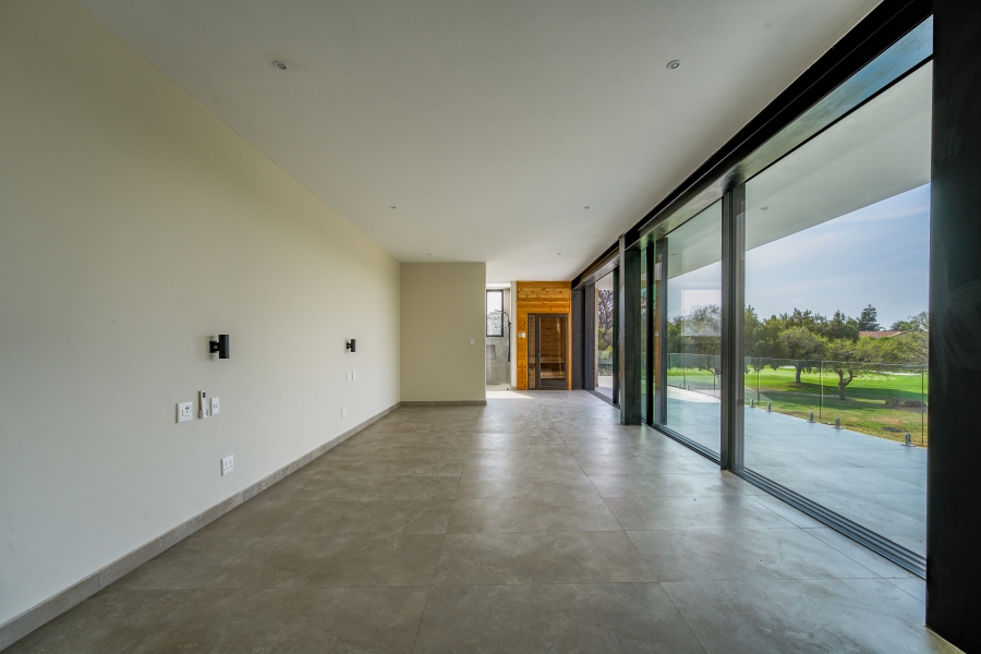 7 Bedroom Property for Sale in Woodhill Estate Gauteng