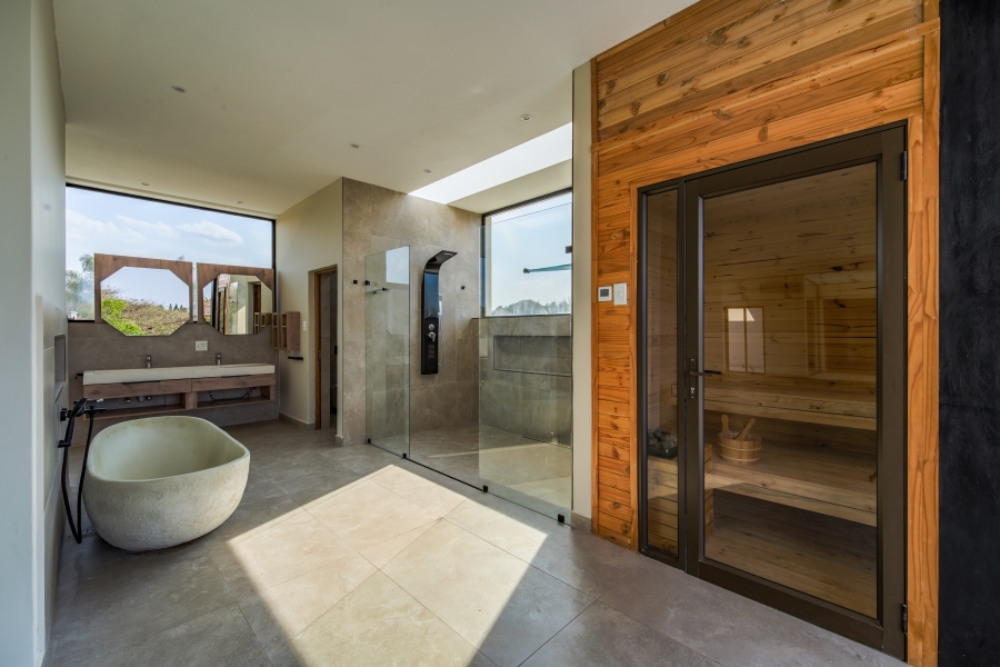 7 Bedroom Property for Sale in Woodhill Estate Gauteng