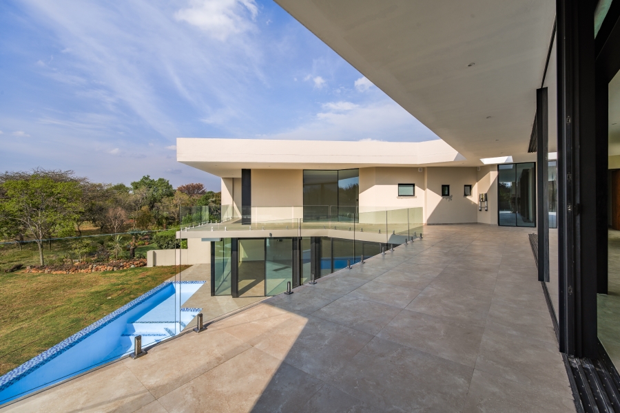 7 Bedroom Property for Sale in Woodhill Estate Gauteng