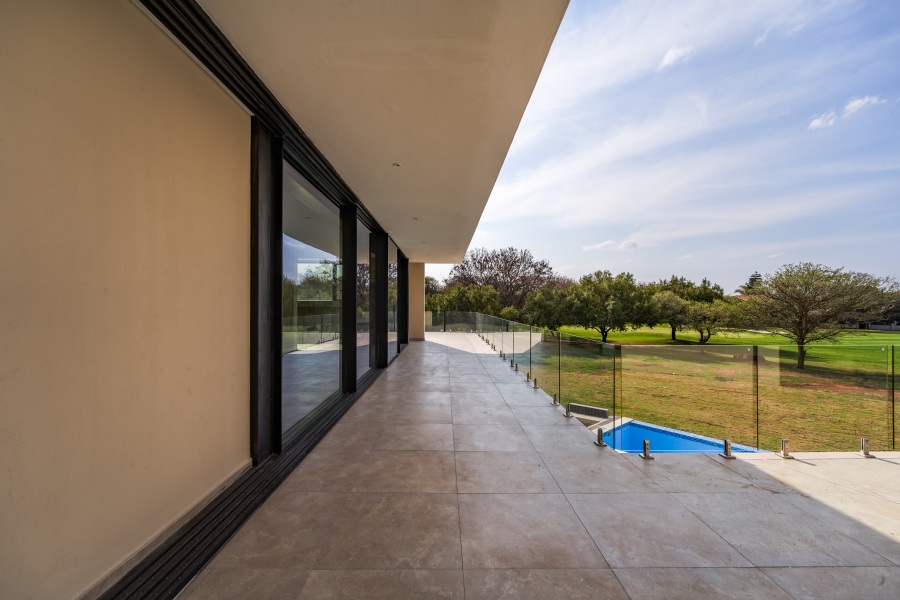 7 Bedroom Property for Sale in Woodhill Estate Gauteng