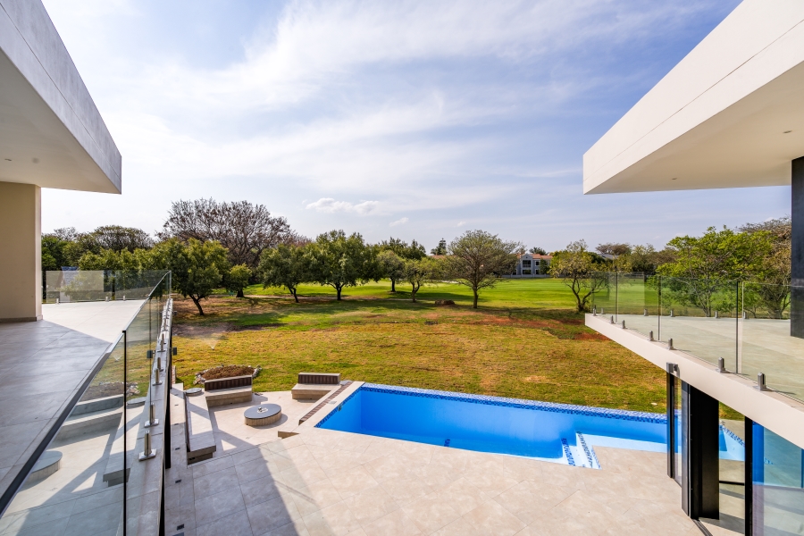 7 Bedroom Property for Sale in Woodhill Estate Gauteng
