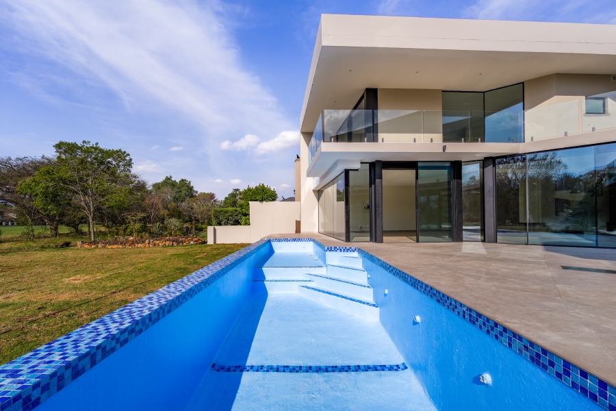 7 Bedroom Property for Sale in Woodhill Estate Gauteng