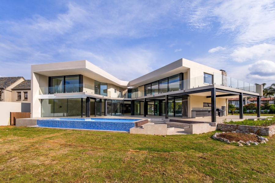 7 Bedroom Property for Sale in Woodhill Estate Gauteng