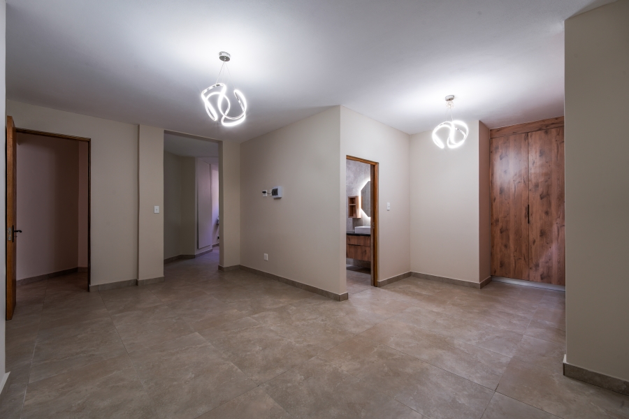 7 Bedroom Property for Sale in Woodhill Estate Gauteng