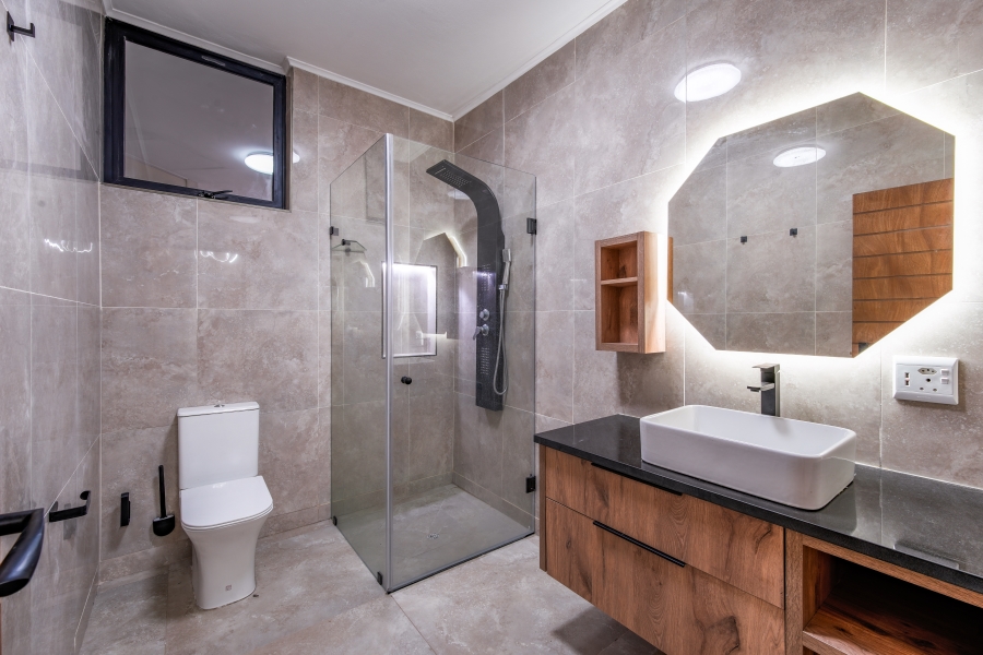 7 Bedroom Property for Sale in Woodhill Estate Gauteng