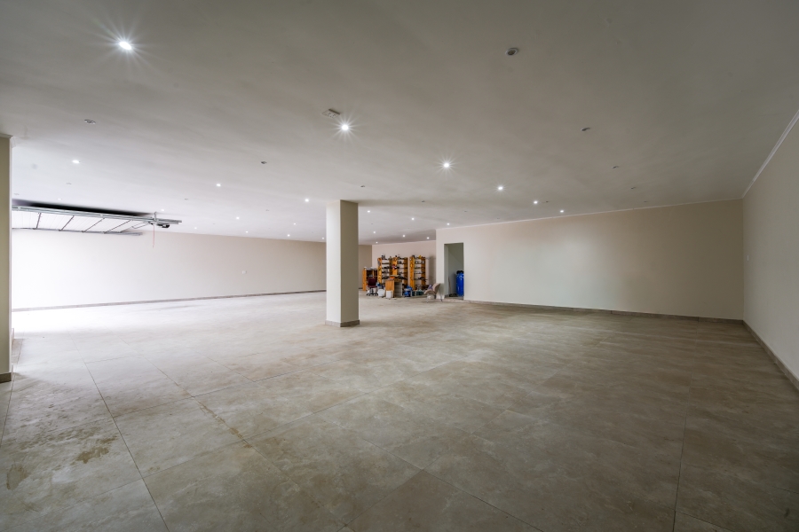 7 Bedroom Property for Sale in Woodhill Estate Gauteng