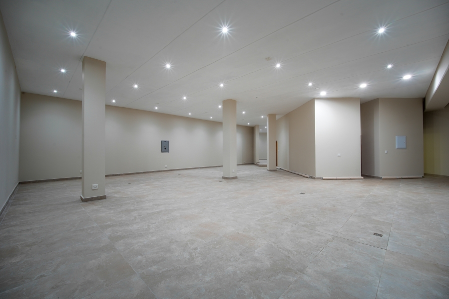 7 Bedroom Property for Sale in Woodhill Estate Gauteng
