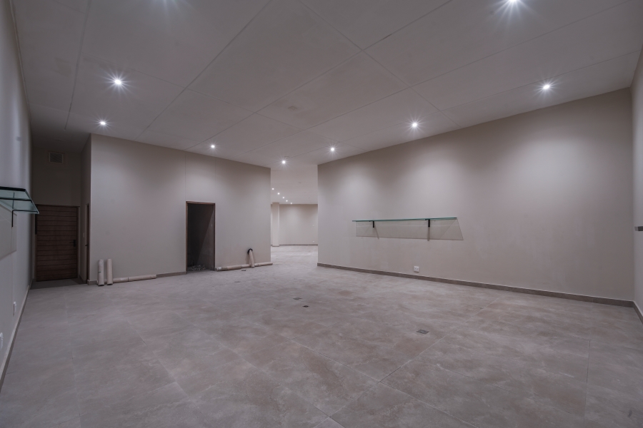 7 Bedroom Property for Sale in Woodhill Estate Gauteng