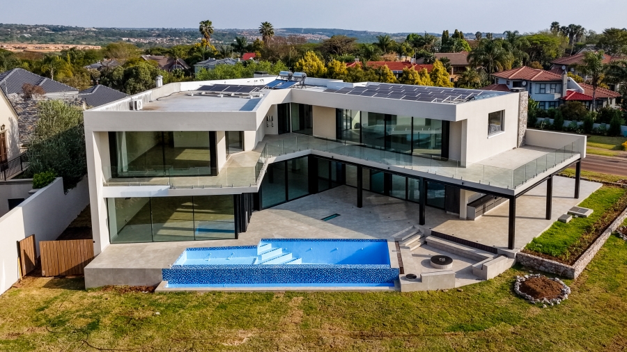 7 Bedroom Property for Sale in Woodhill Estate Gauteng