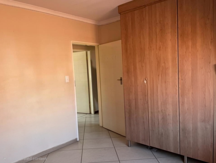 To Let 3 Bedroom Property for Rent in Monavoni Gauteng