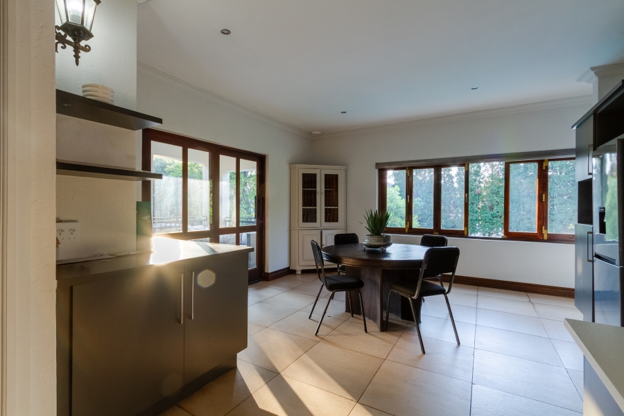 9 Bedroom Property for Sale in Silver Lakes Golf Estate Gauteng