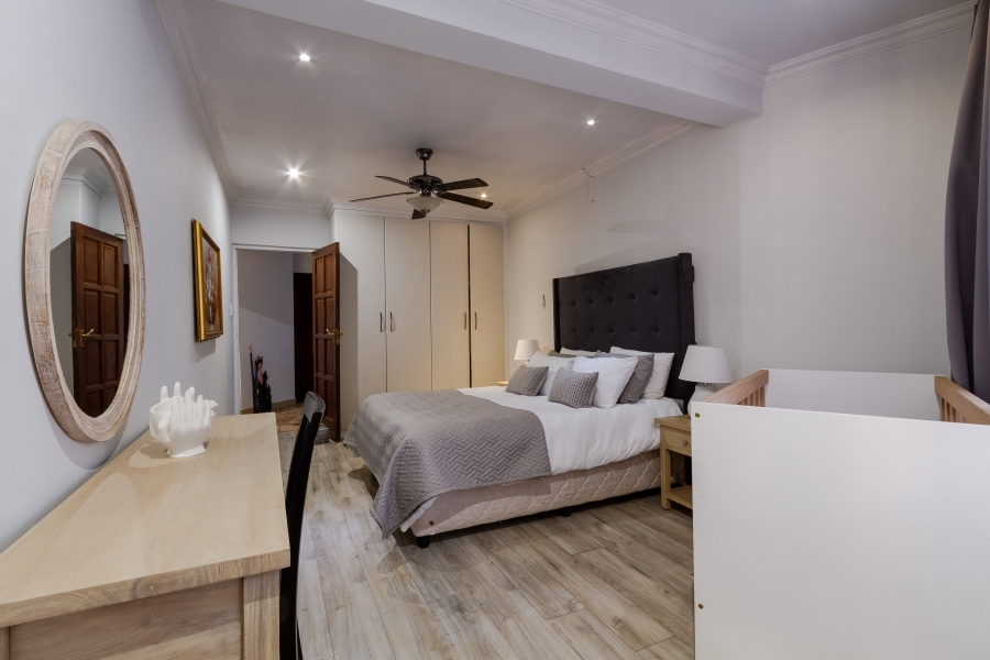 9 Bedroom Property for Sale in Silver Lakes Golf Estate Gauteng