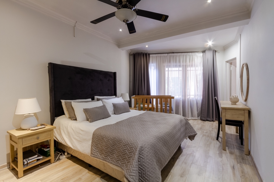 9 Bedroom Property for Sale in Silver Lakes Golf Estate Gauteng