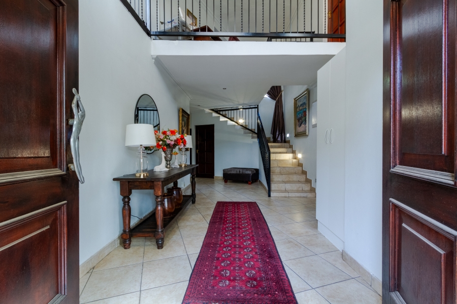 9 Bedroom Property for Sale in Silver Lakes Golf Estate Gauteng
