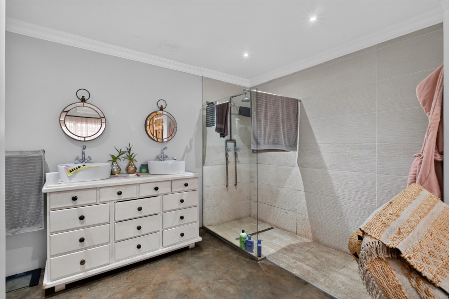 3 Bedroom Property for Sale in Villieria Gauteng