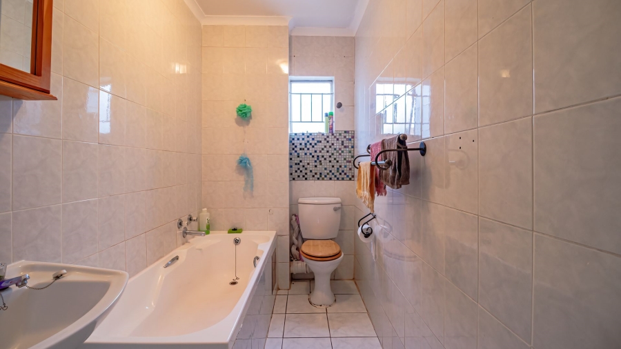 2 Bedroom Property for Sale in Eden Glen Gauteng