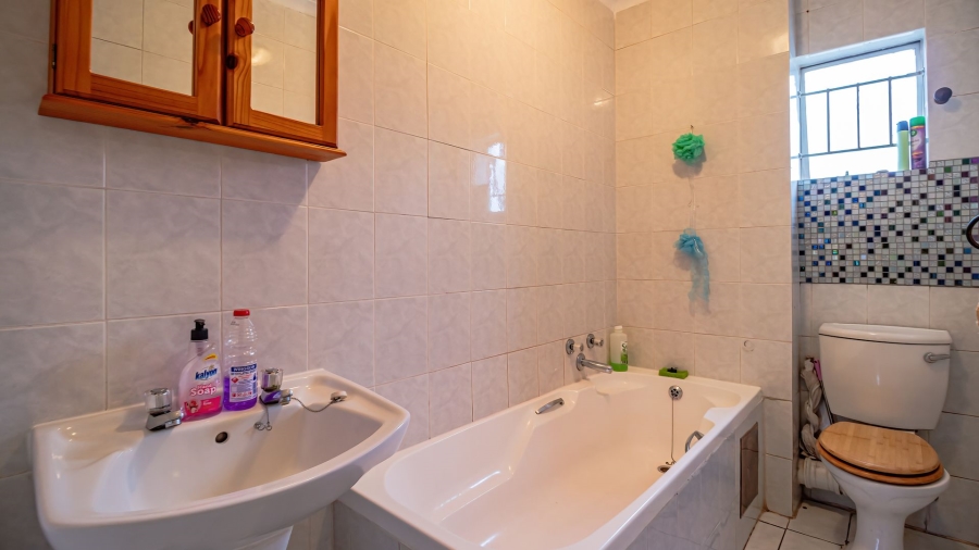 2 Bedroom Property for Sale in Eden Glen Gauteng