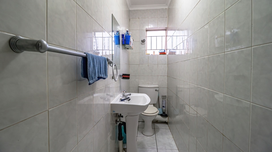 2 Bedroom Property for Sale in Eden Glen Gauteng