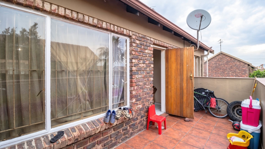2 Bedroom Property for Sale in Eden Glen Gauteng