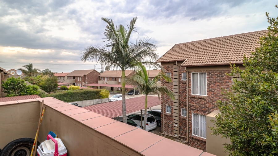2 Bedroom Property for Sale in Eden Glen Gauteng