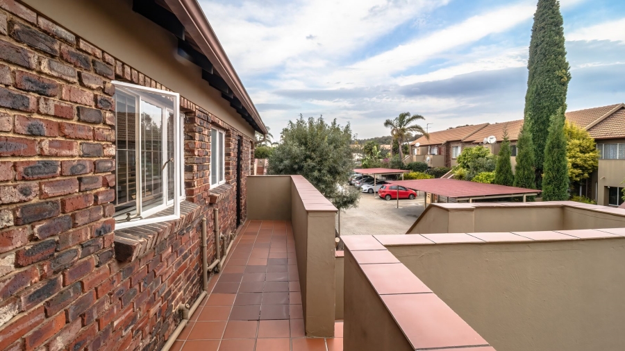 2 Bedroom Property for Sale in Eden Glen Gauteng