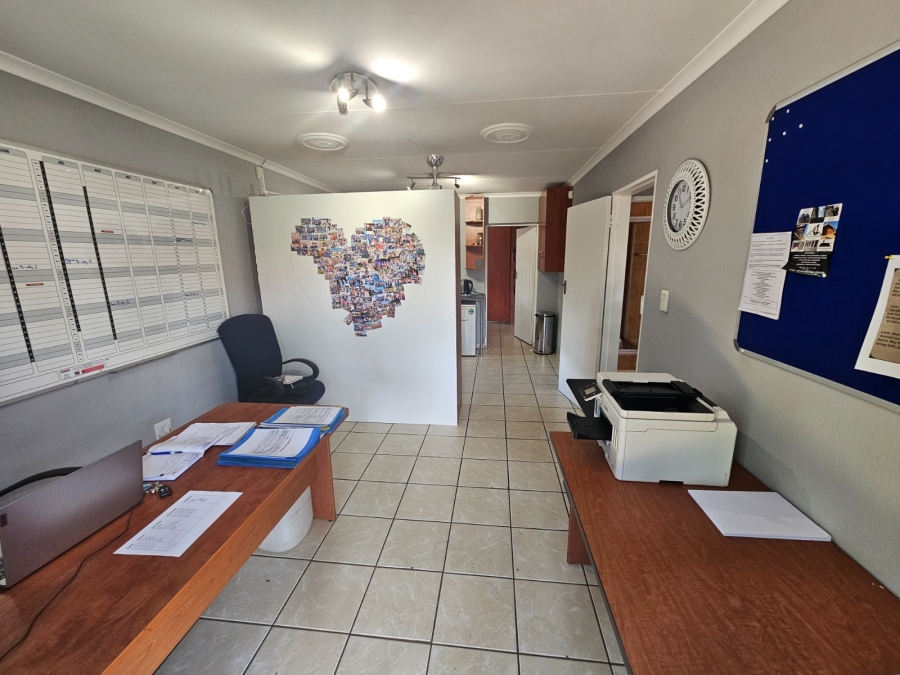 To Let 1 Bedroom Property for Rent in Rooihuiskraal Gauteng