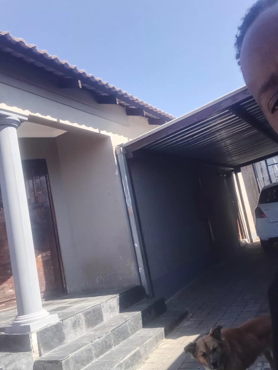 To Let 2 Bedroom Property for Rent in Pimville Gauteng