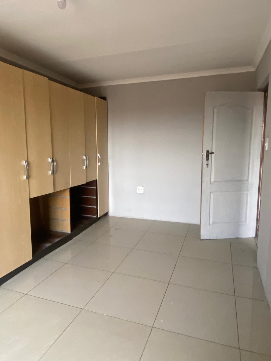 To Let 2 Bedroom Property for Rent in Pimville Gauteng