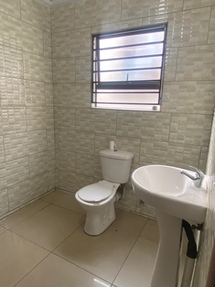 To Let 2 Bedroom Property for Rent in Pimville Gauteng