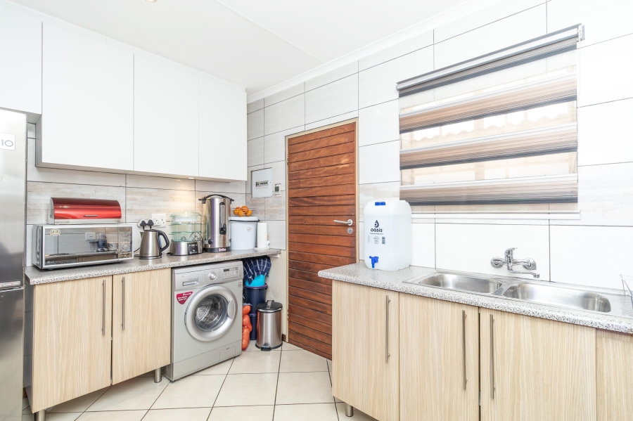 3 Bedroom Property for Sale in Sagewood Gauteng