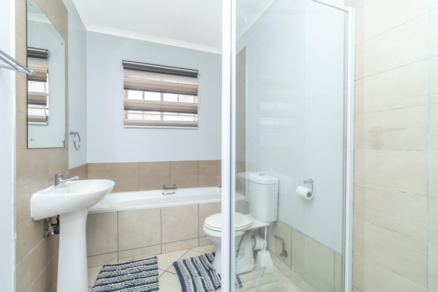 3 Bedroom Property for Sale in Sagewood Gauteng