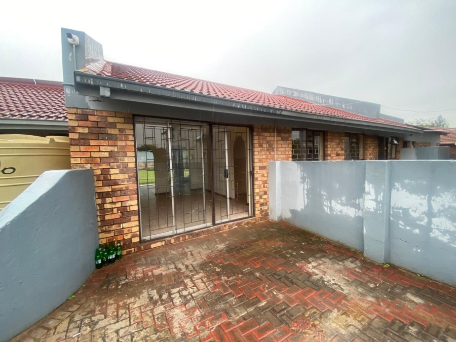 34 Bedroom Property for Sale in Bedworth Park Gauteng