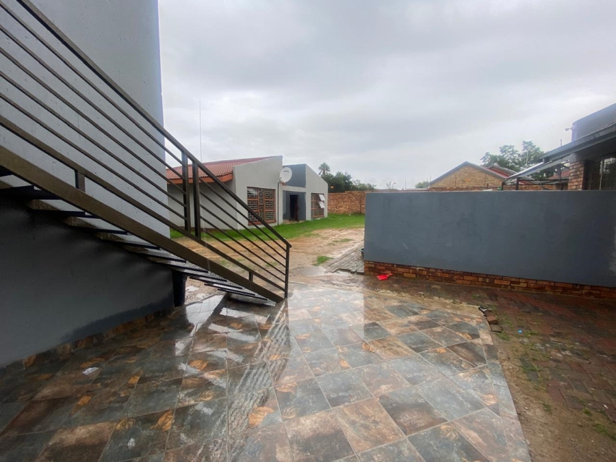 34 Bedroom Property for Sale in Bedworth Park Gauteng