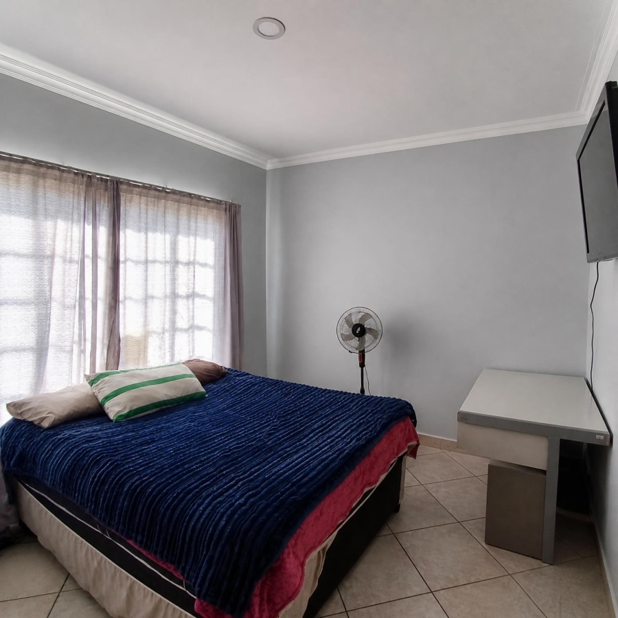 3 Bedroom Property for Sale in Van Der Westhuizen Gauteng
