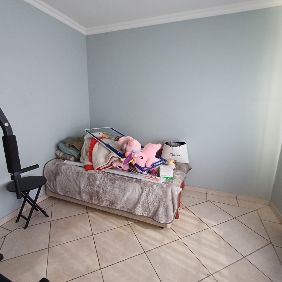 3 Bedroom Property for Sale in Van Der Westhuizen Gauteng