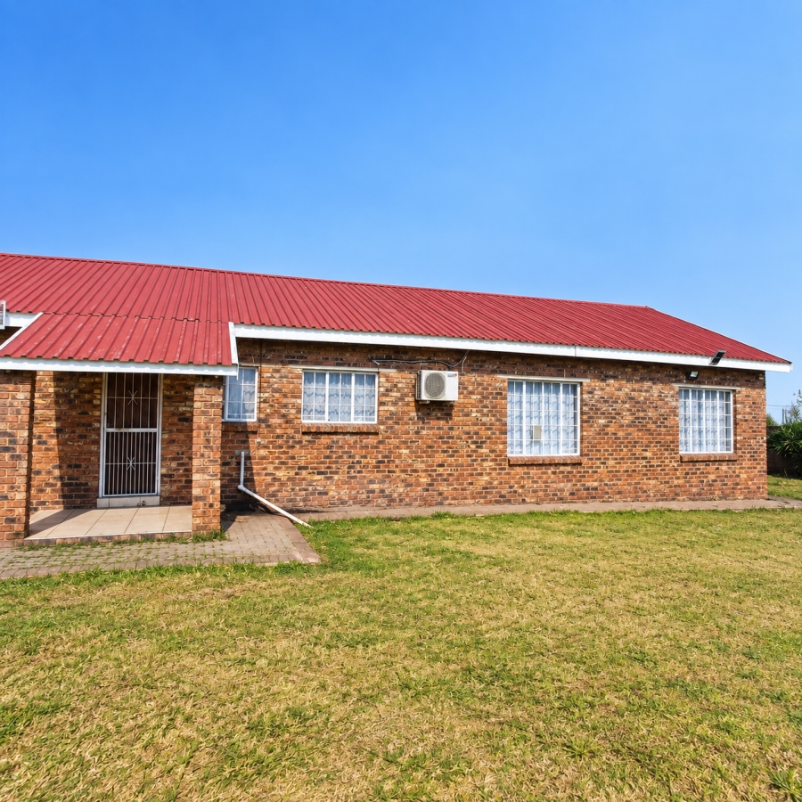 3 Bedroom Property for Sale in Van Der Westhuizen Gauteng