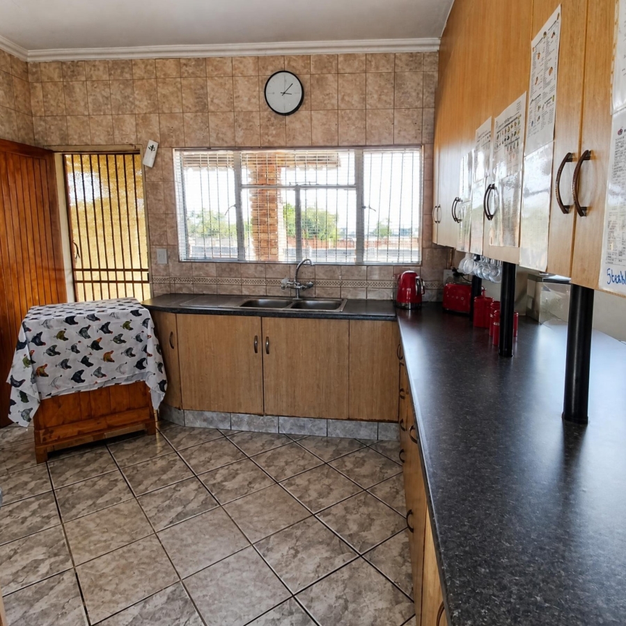 3 Bedroom Property for Sale in Van Der Westhuizen Gauteng