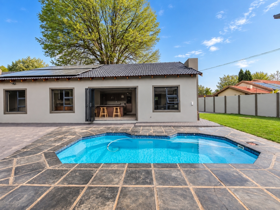 4 Bedroom Property for Sale in Risiville Gauteng