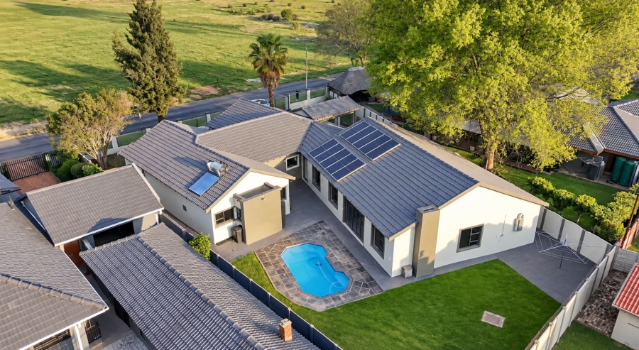 4 Bedroom Property for Sale in Risiville Gauteng