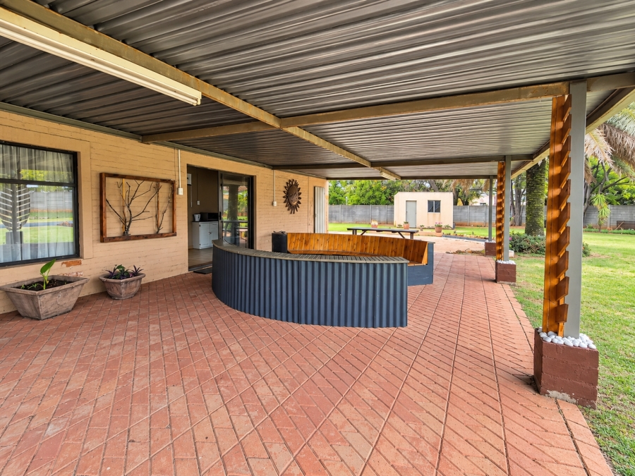 3 Bedroom Property for Sale in Three Rivers Gauteng