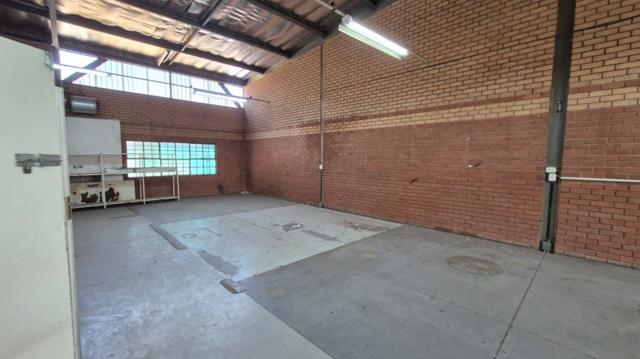 To Let Commercial Property for Rent in Hennopspark Gauteng