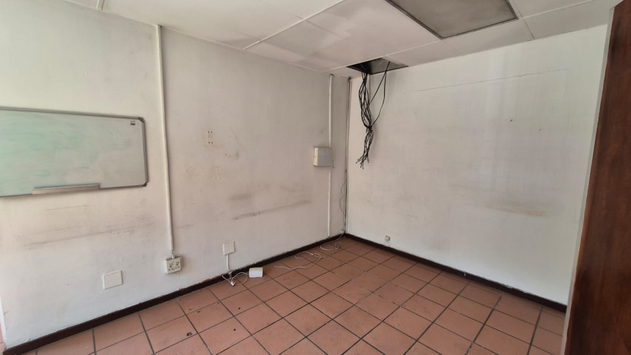 To Let Commercial Property for Rent in Hennopspark Gauteng