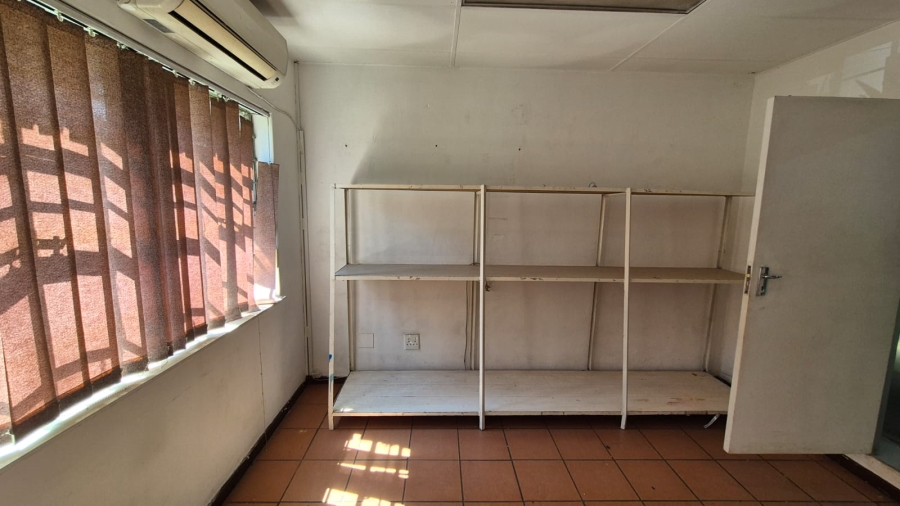 To Let Commercial Property for Rent in Hennopspark Gauteng