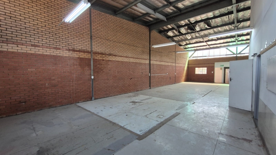 To Let Commercial Property for Rent in Hennopspark Gauteng