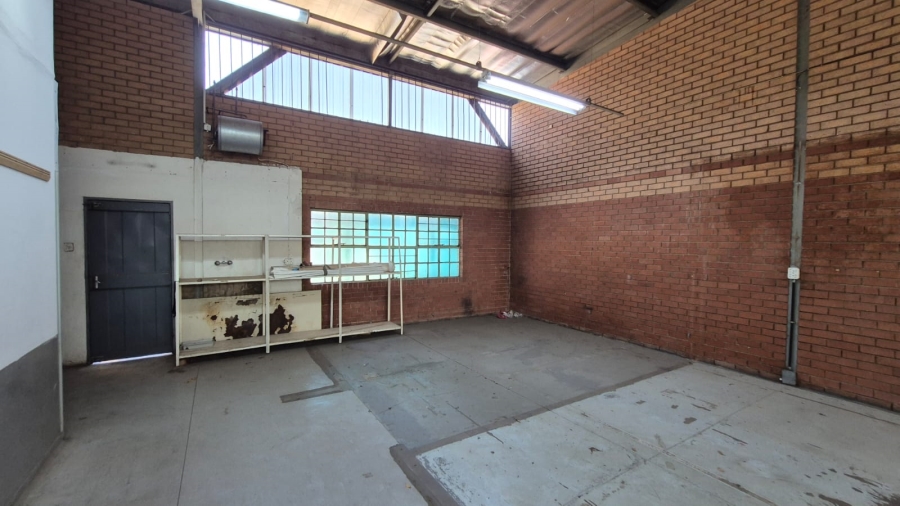 To Let Commercial Property for Rent in Hennopspark Gauteng