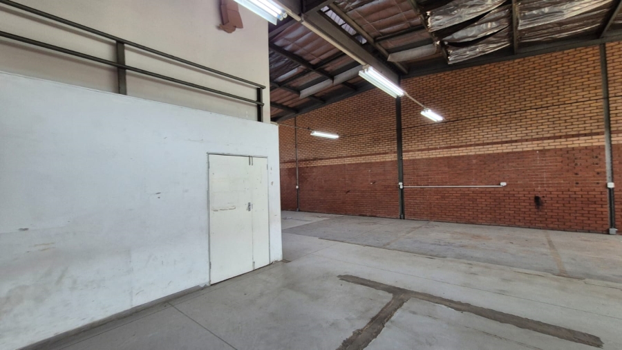 To Let Commercial Property for Rent in Hennopspark Gauteng