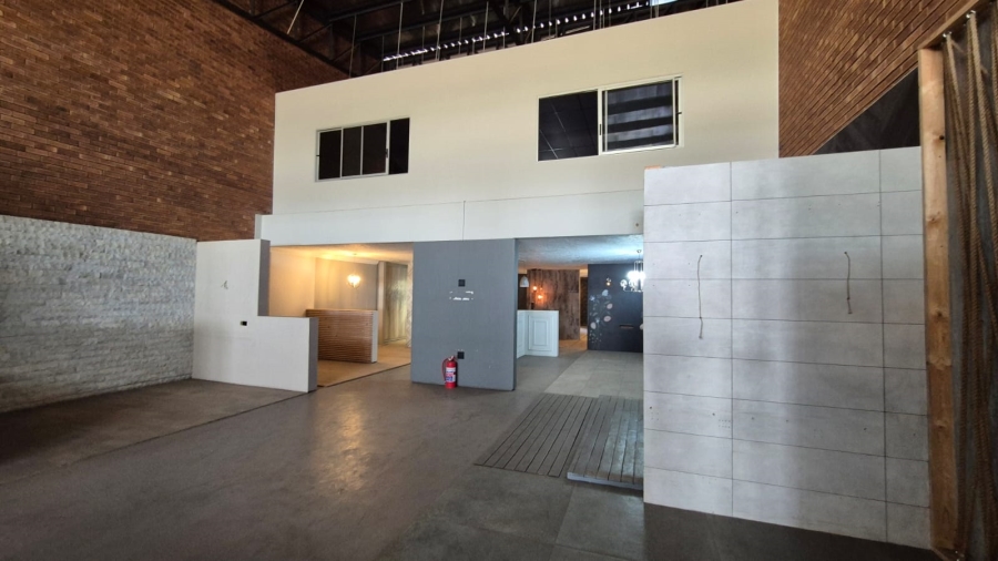 To Let Commercial Property for Rent in Hennopspark Gauteng