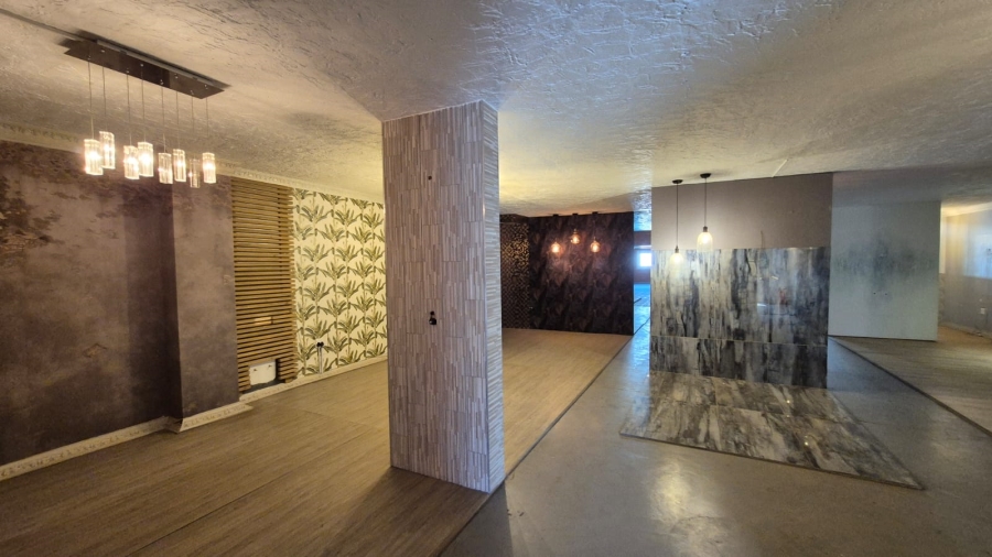 To Let Commercial Property for Rent in Hennopspark Gauteng