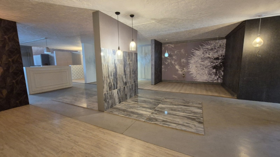 To Let Commercial Property for Rent in Hennopspark Gauteng